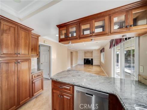 2751 Canary Drive, Costa Mesa, CA