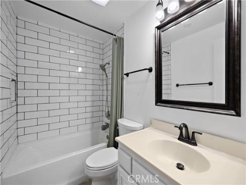 3012 Club House , Costa Mesa, CA