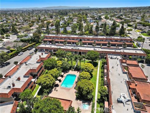 3012  Club House  , Costa Mesa, CA