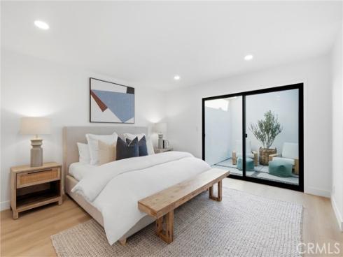 1788 Hawaii Circle, Costa Mesa, CA