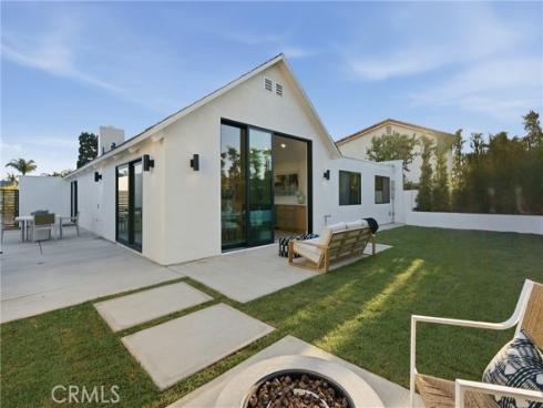 1788 Hawaii Circle, Costa Mesa, CA