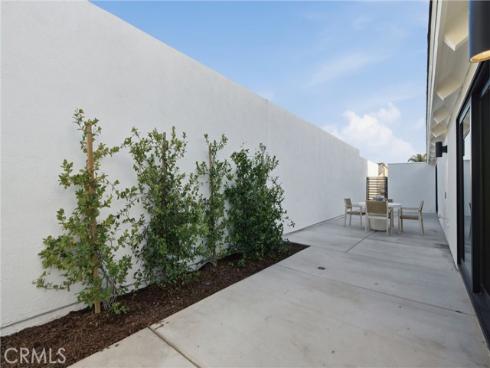 1788  Hawaii   Circle, Costa Mesa, CA