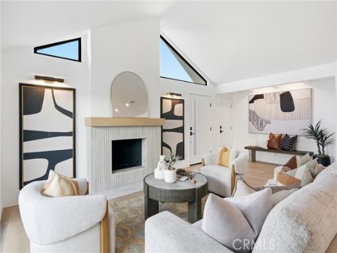 1788 Hawaii Circle, Costa Mesa, CA