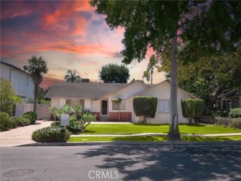 2032 Aliso Avenue