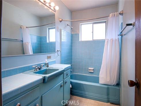 2032 Aliso Avenue, Costa Mesa, CA