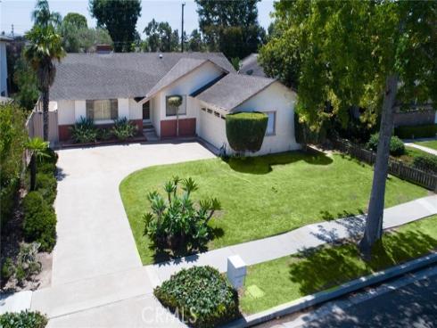 2032 Aliso Avenue, Costa Mesa, CA