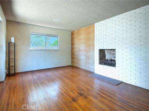 2032 Aliso Avenue, Costa Mesa, CA