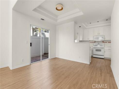 2680 Orange J , Costa Mesa, CA