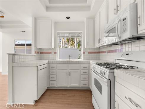 2680 Orange J , Costa Mesa, CA