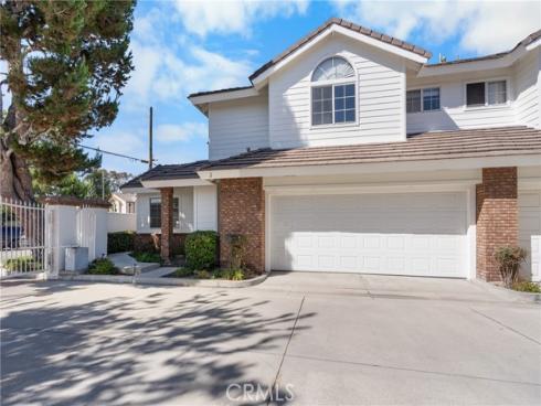 2680 Orange J , Costa Mesa, CA