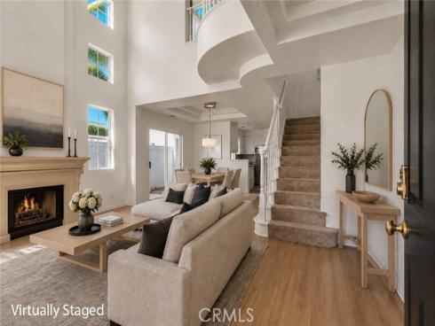 2680 Orange J , Costa Mesa, CA