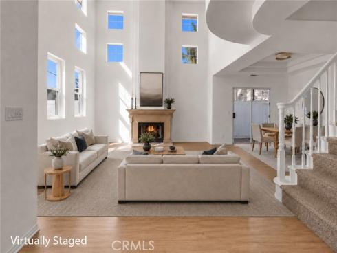 2680 Orange J , Costa Mesa, CA