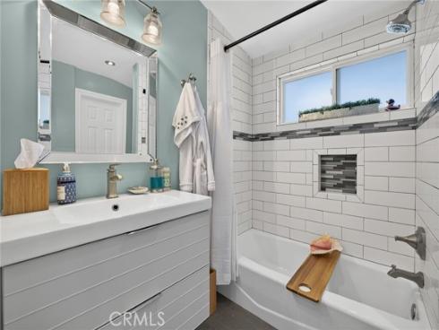 1697 Labrador , Costa Mesa, CA