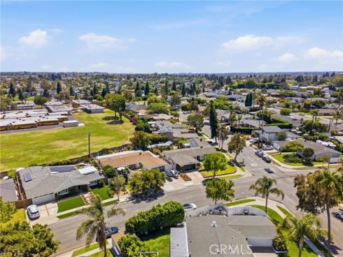 1697 Labrador , Costa Mesa, CA