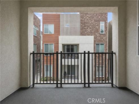 809 Brickyard Lane, Costa Mesa, CA
