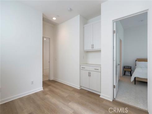 809 Brickyard Lane, Costa Mesa, CA