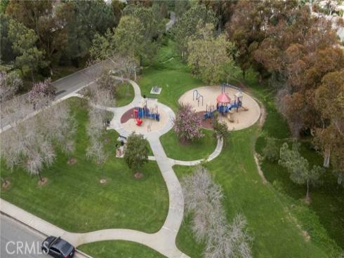809 Brickyard Lane, Costa Mesa, CA