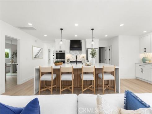 394 Magnolia Street, Costa Mesa, CA