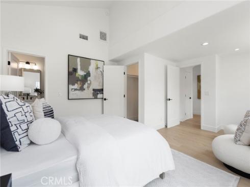 394 Magnolia Street, Costa Mesa, CA