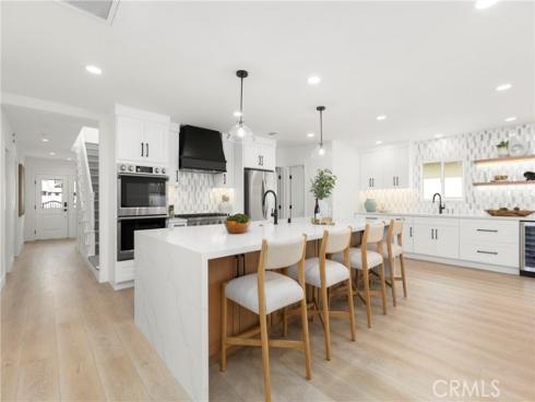 394 Magnolia Street, Costa Mesa, CA