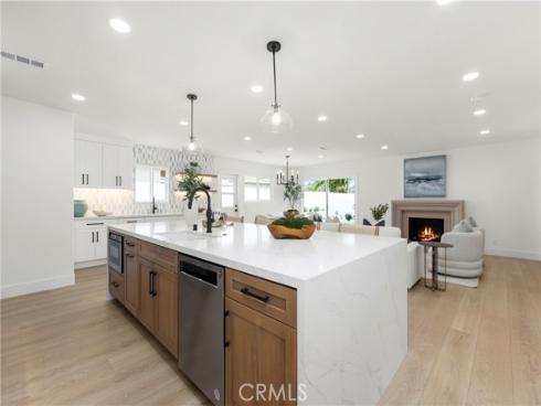 394 Magnolia Street, Costa Mesa, CA
