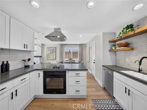 3124 Trinity , Costa Mesa, CA