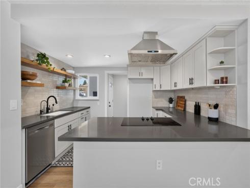 3124 Trinity , Costa Mesa, CA