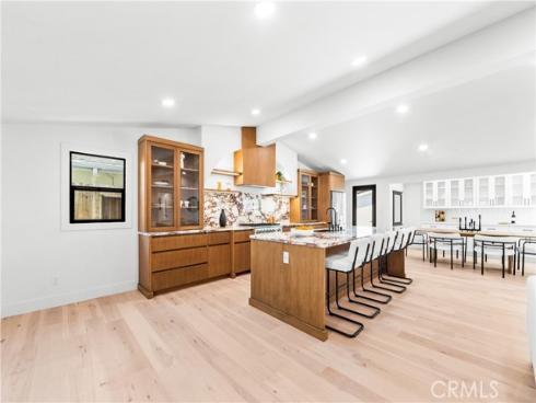 213 Wellesley , Costa Mesa, CA