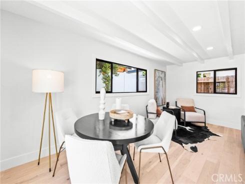 213 Wellesley , Costa Mesa, CA