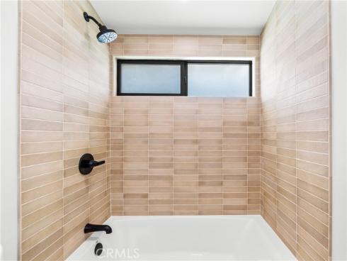 213 Wellesley , Costa Mesa, CA