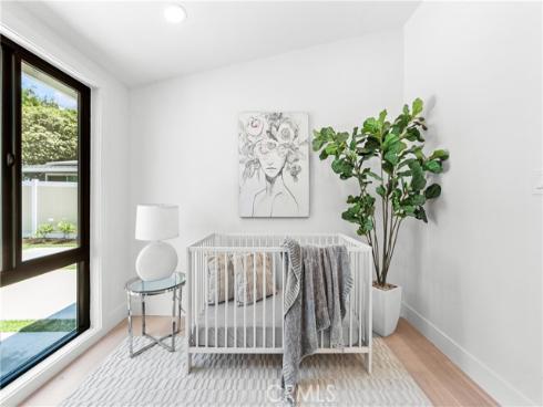 213 Wellesley , Costa Mesa, CA
