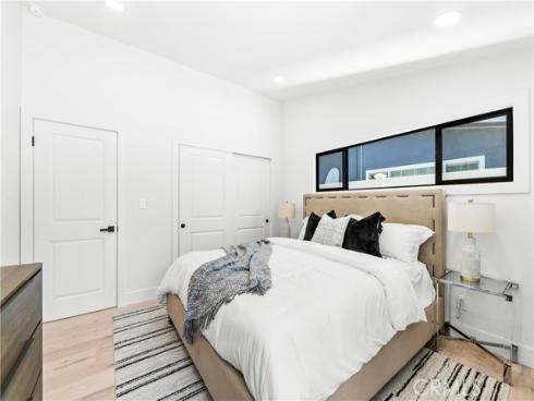 213 Wellesley , Costa Mesa, CA