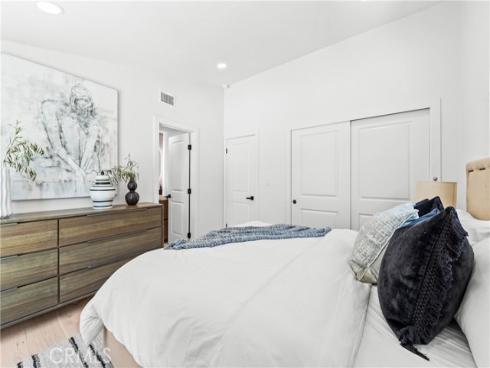 213 Wellesley , Costa Mesa, CA