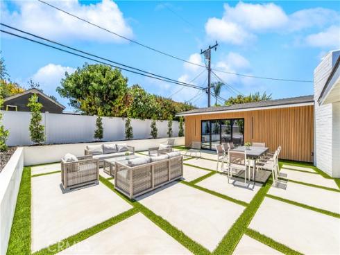 213 Wellesley , Costa Mesa, CA