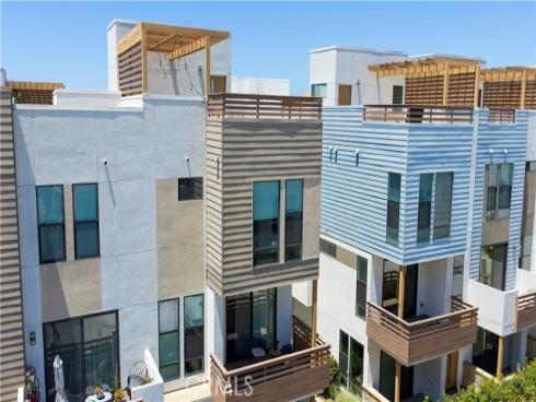 1678  Topanga  , Costa Mesa, CA