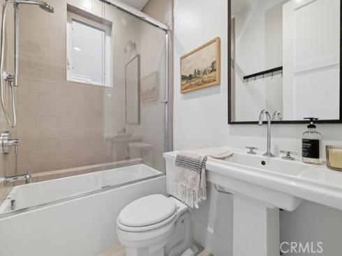 2360 Orange Avenue, Costa Mesa, CA