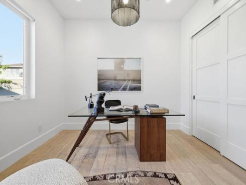 2360 Orange Avenue, Costa Mesa, CA