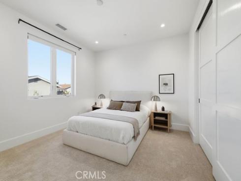 2360 Orange Avenue, Costa Mesa, CA