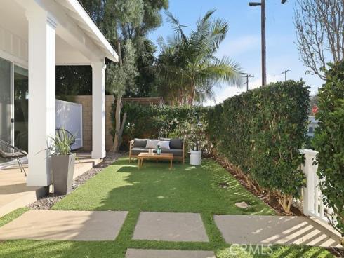 2360 Orange Avenue, Costa Mesa, CA