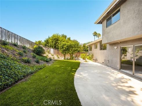 1877 Swan Circle, Costa Mesa, CA