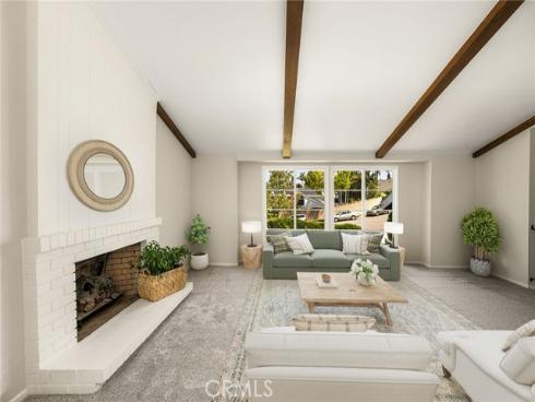1877 Swan Circle, Costa Mesa, CA