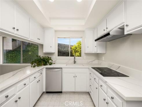 1877 Swan Circle, Costa Mesa, CA