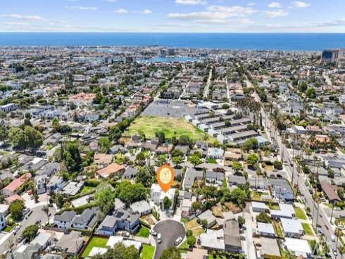 1578  San Bernardino  , Costa Mesa, CA