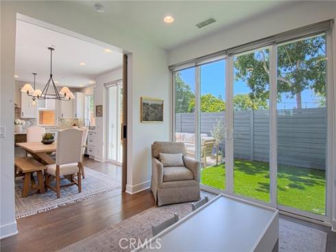 337 Anderson Lane, Costa Mesa, CA