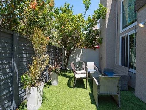 543 Victoria M , Costa Mesa, CA