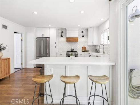306 Campbell Lane, Costa Mesa, CA