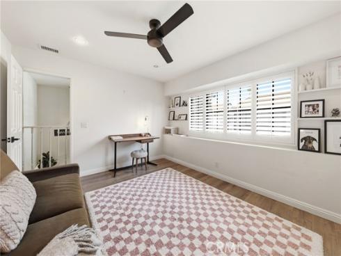306 Campbell Lane, Costa Mesa, CA