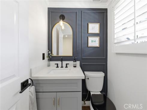 306 Campbell Lane, Costa Mesa, CA