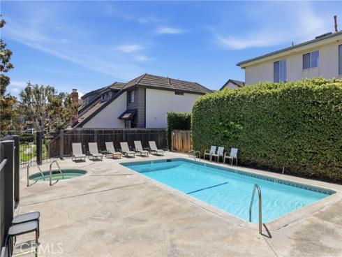 306 Campbell Lane, Costa Mesa, CA