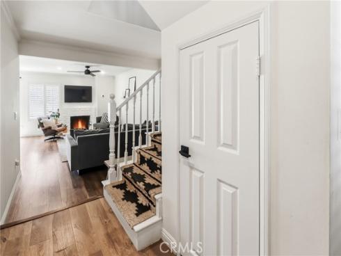 306 Campbell Lane, Costa Mesa, CA
